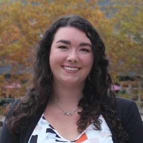 Headshot of Carly Crosthwaite
